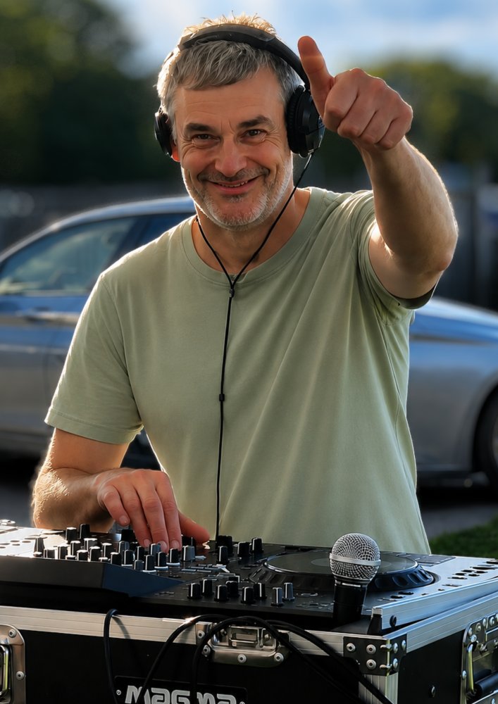 Photo of DJ Kronik